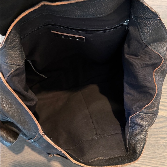 We The Free Leigh Distressed Hobo Bag in Aged Graphite (large) - Picture 9 of 9